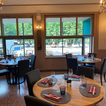 Hotel-Restaurant Les Trois Maures Verdun-sur-le-Doubs Exterior photo