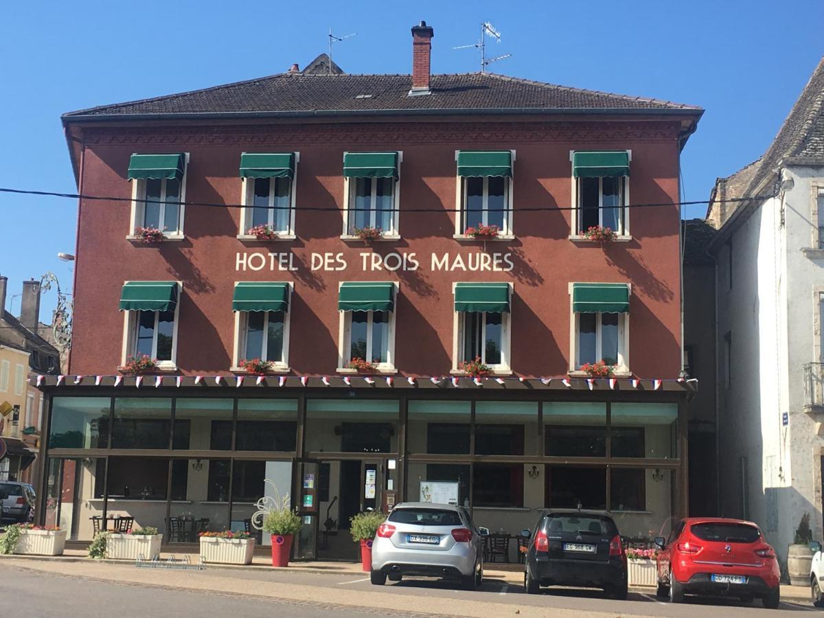 Hotel-Restaurant Les Trois Maures Verdun-sur-le-Doubs Exterior photo